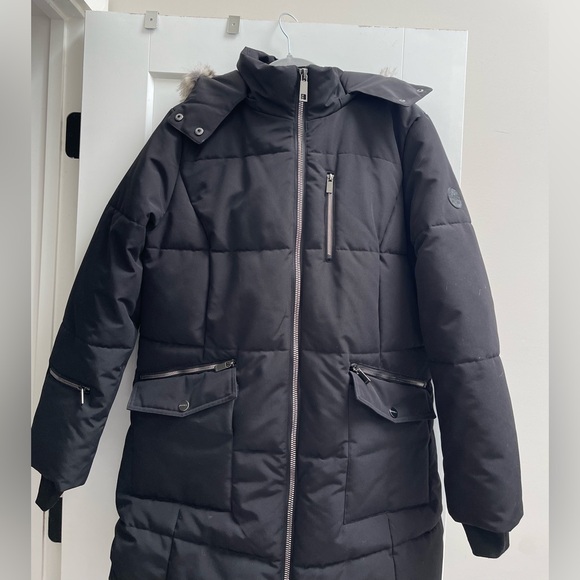 Nautica Jackets & Blazers - Black Puffer Coat with Detachable HoodFur Trim LIKE NEW Water/Wind Resistant